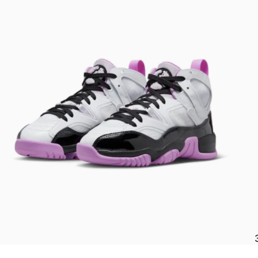 Kids High Top Jordan Sneakers — size 6Y